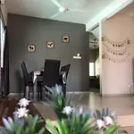 D\'House